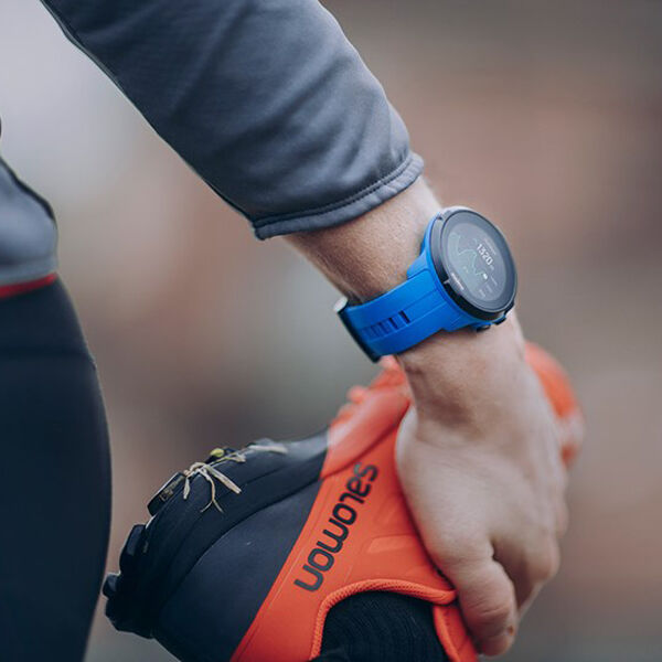 Часы SPARTAN SPORT WRIST HR Suunto - купить в Киеве и Украине | Цена ...