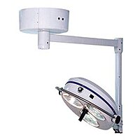 Світильник операційний L 2000-3 - II трехрефлекторний стельовий Біомед